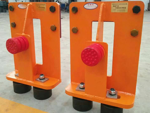 起重機(jī)防脫軌裝置